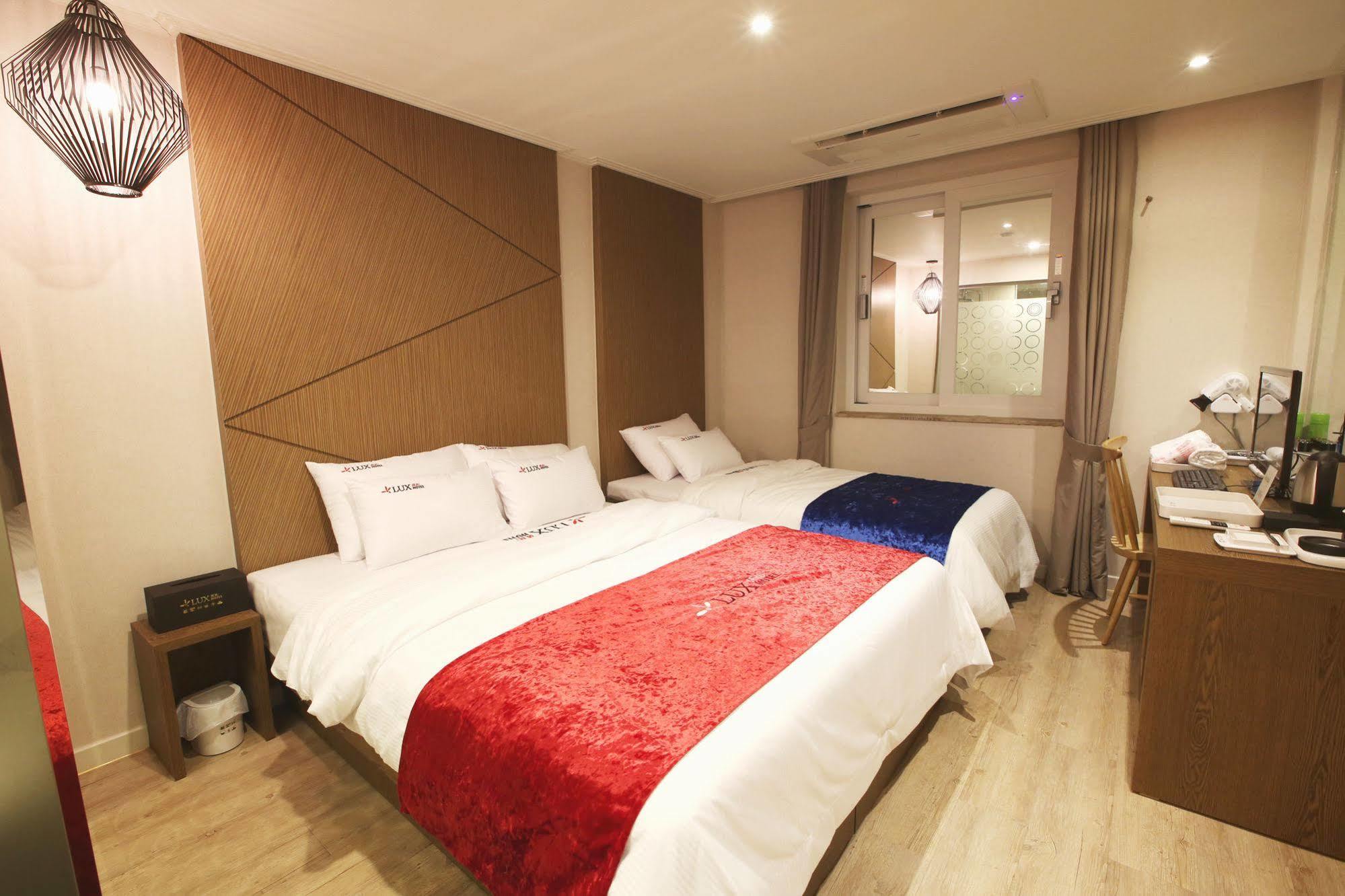 Jeju Lux Hotel Ojo-ri Exterior photo